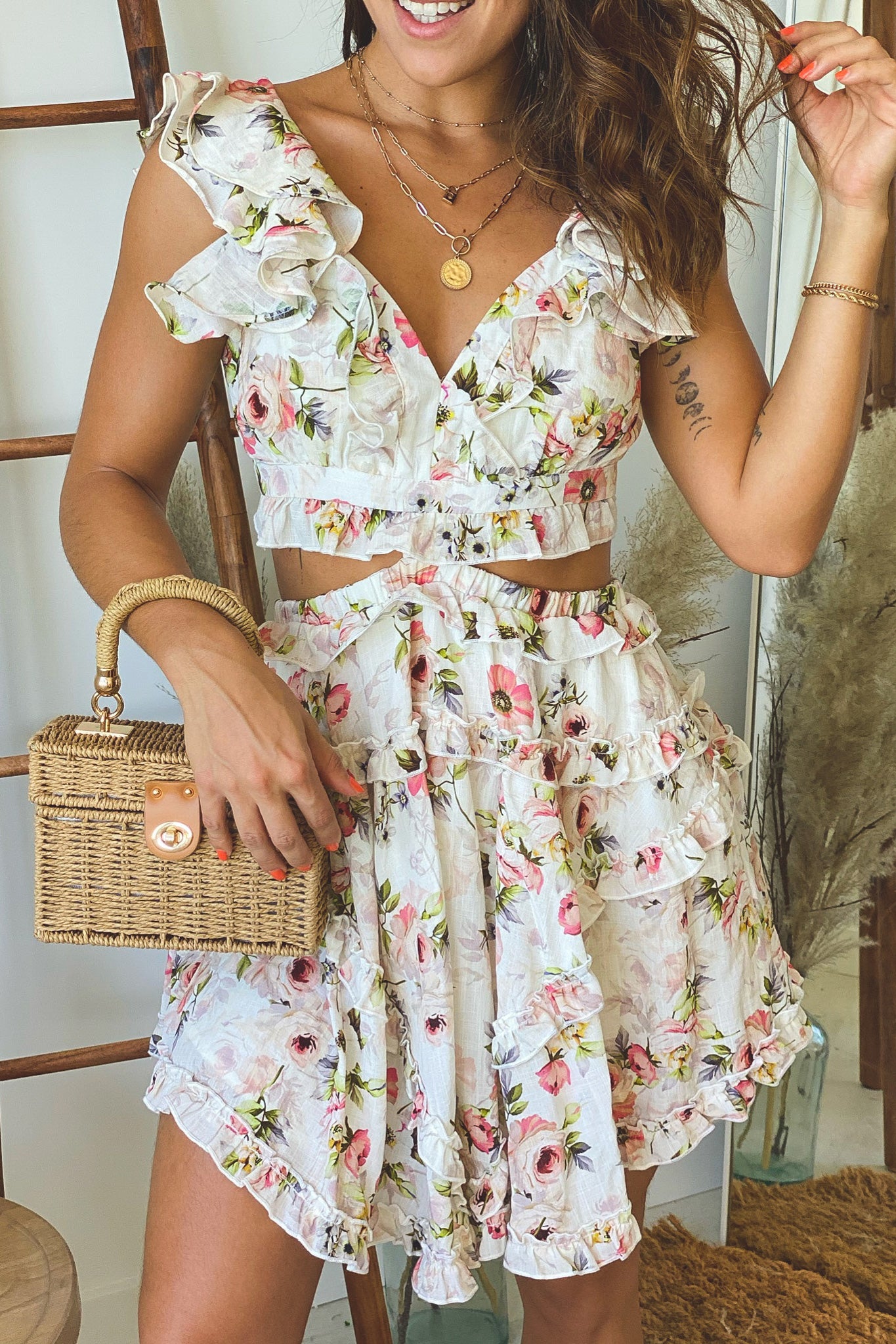 short floral dresses White Floral Ruffled Short Dress