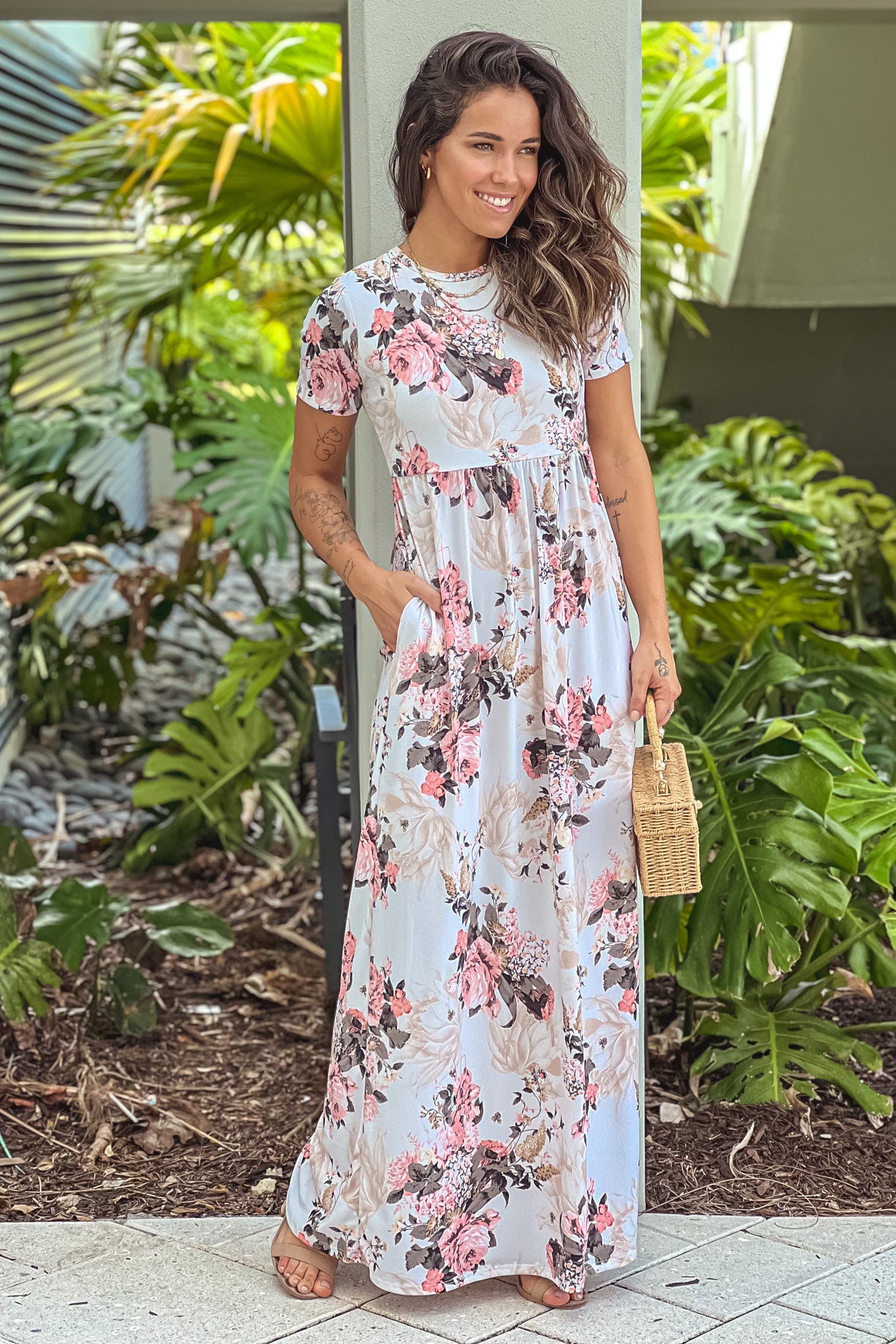 Cream Floral Maxi Dress With Short Sleeves And Pockets