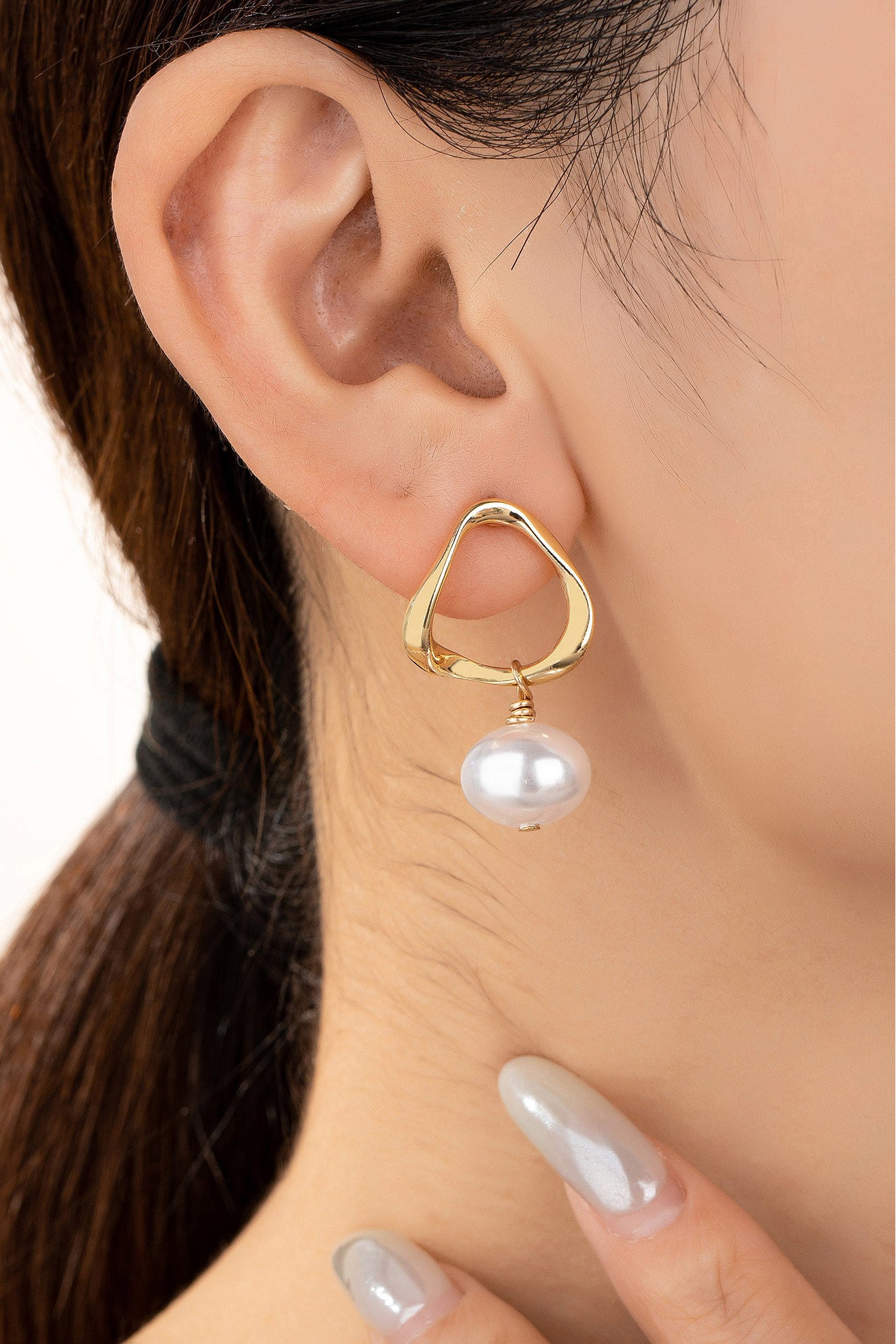 gold pearl drop triangle hoop earrings