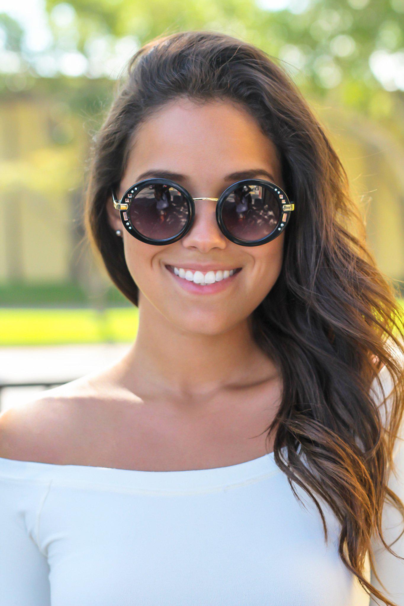 Black Round Sunglasses with Gold Detail
