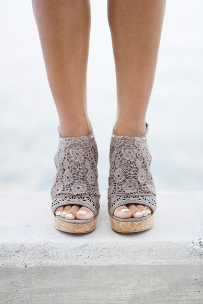 Candace Taupe Wedges