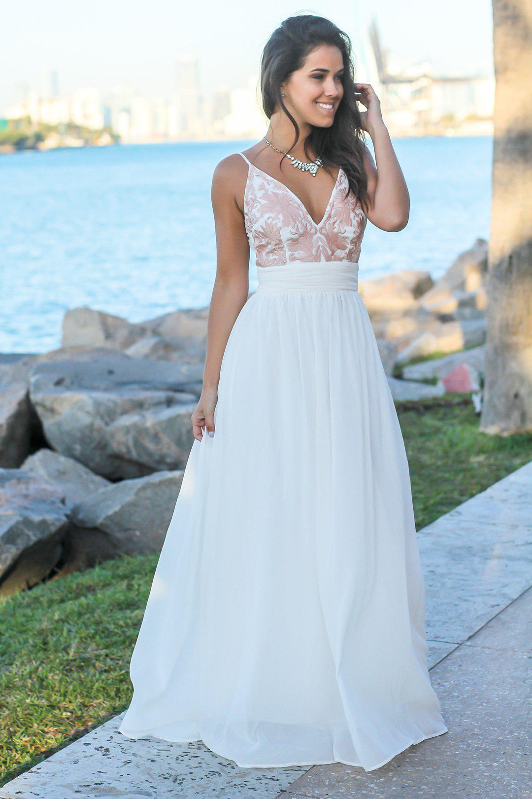 chinese dress ladies Cream Long Wedding Dress