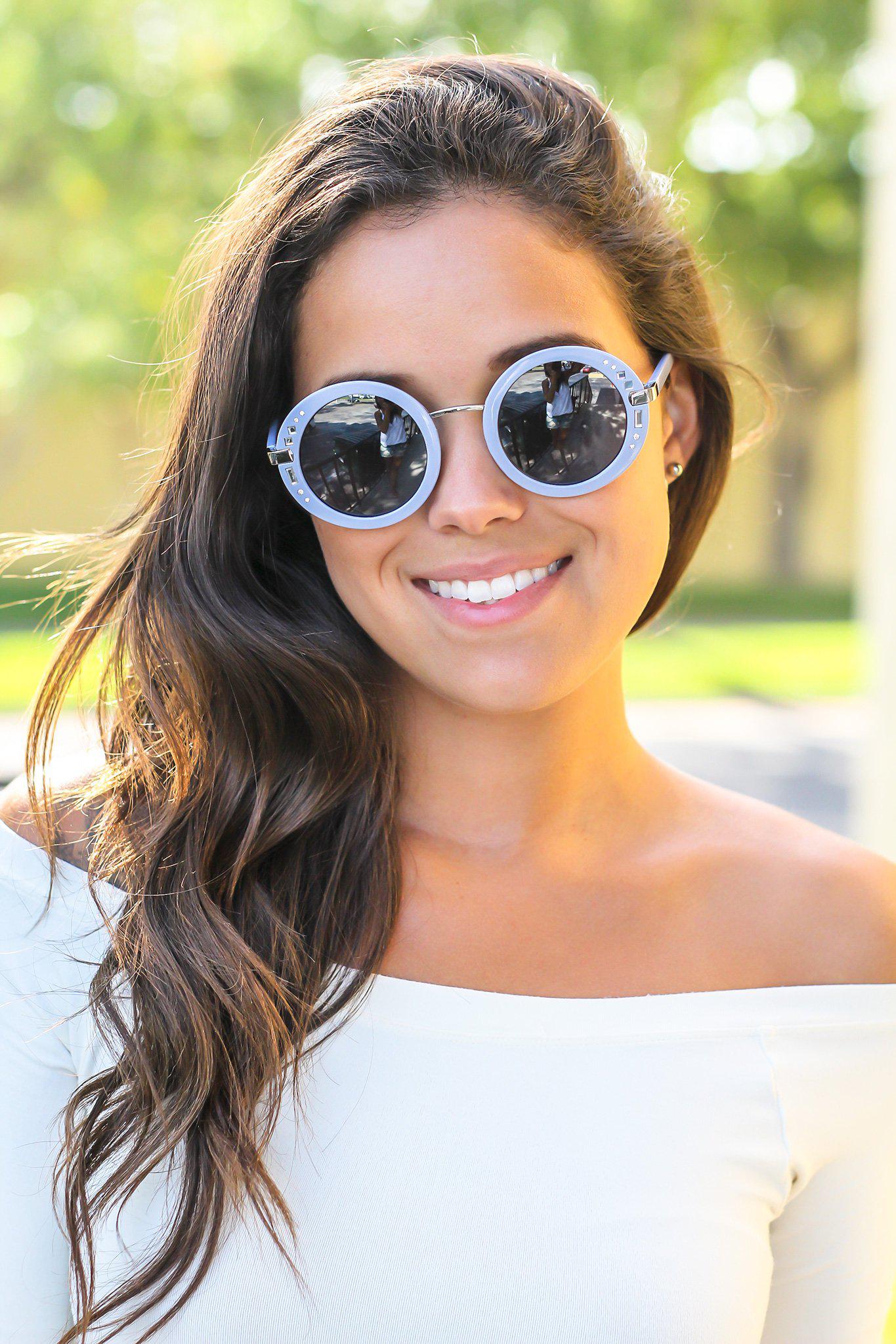 Gray Round Sunglasses with Silver Detail