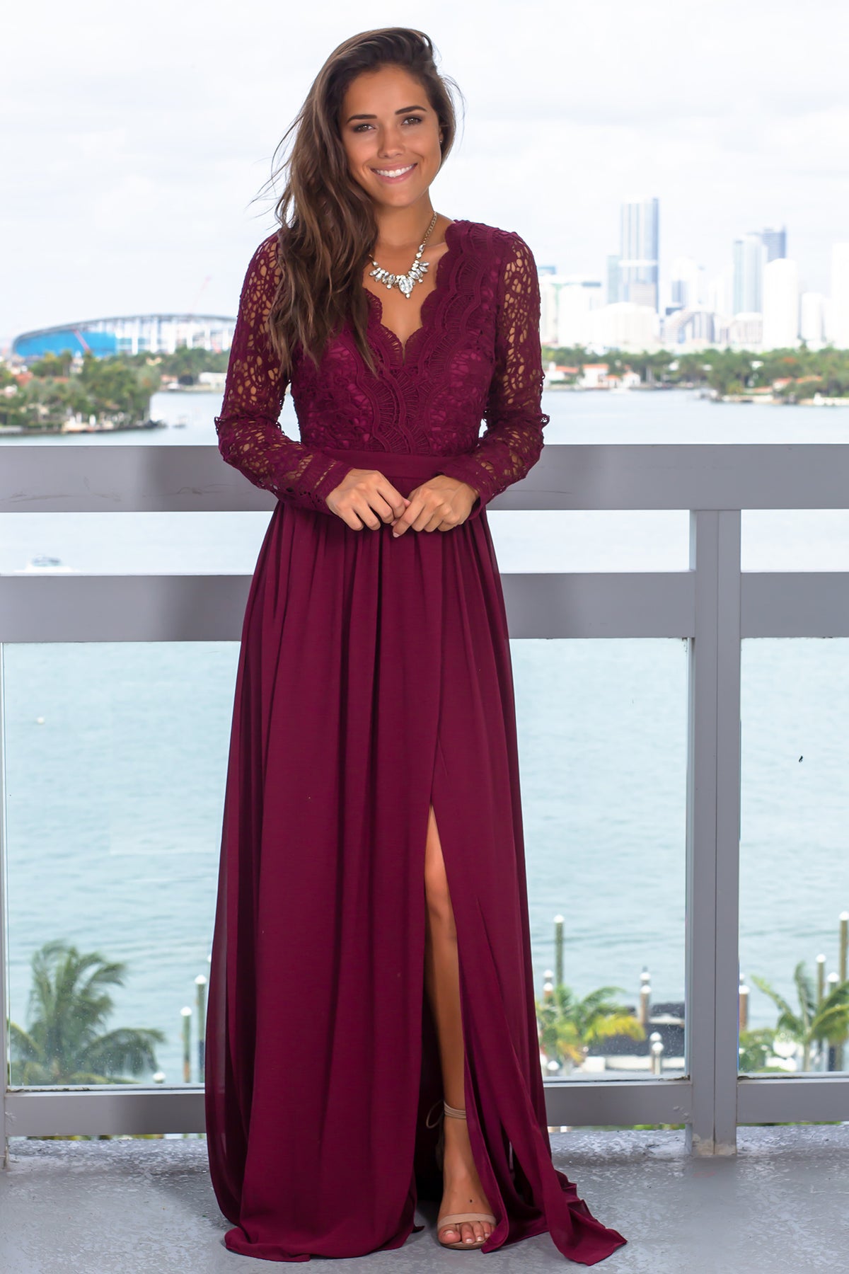 vera wang burgundy dress Strapless Layered Ruffle with Floral Appliqu Floral Evening Dress with Corset Back Plus Size Size 6 / Burgundy it creates a sculpted Vera Wang | Dresses |