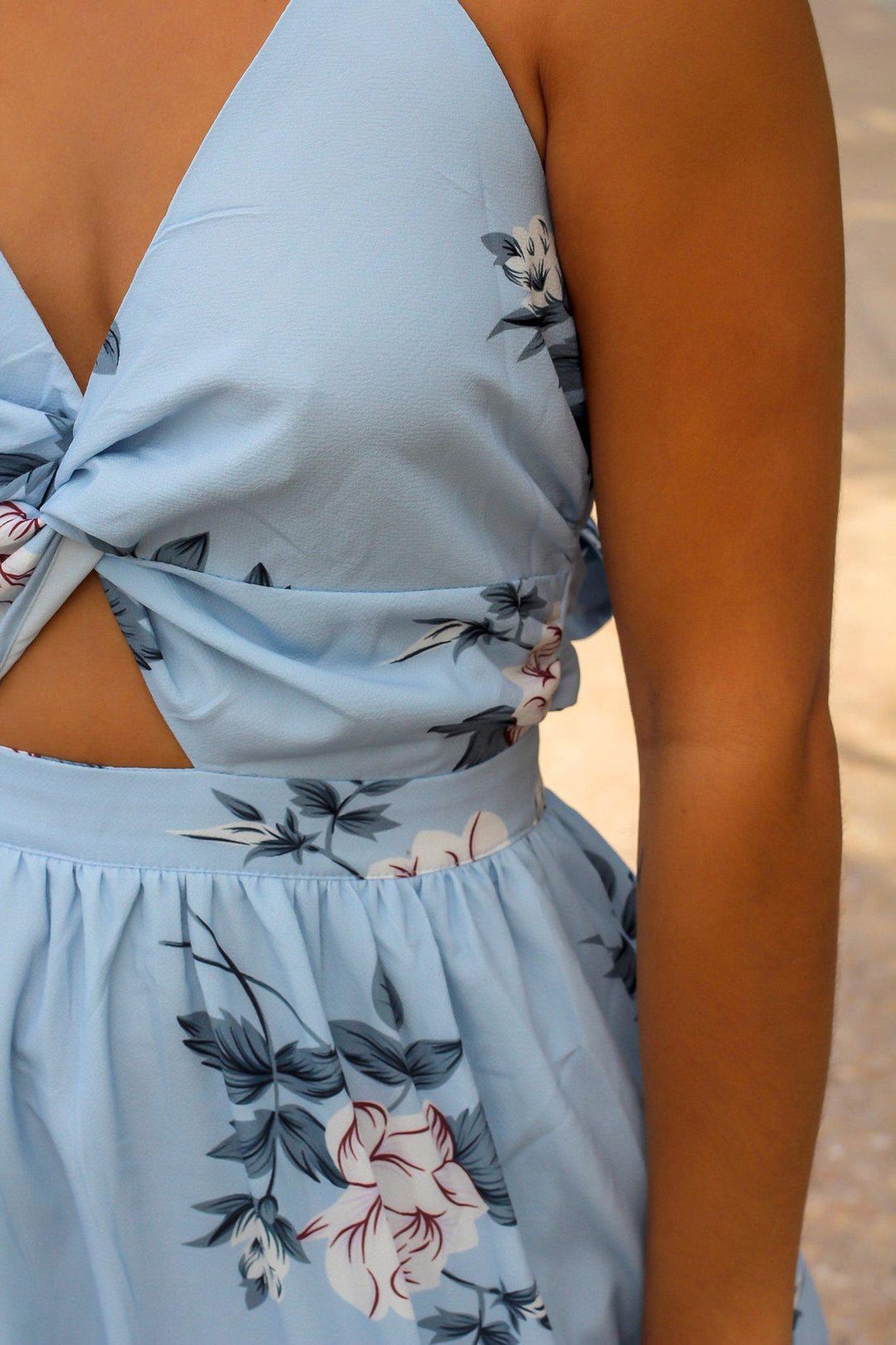 front twist dress in blue Twist Front Cutout Tiered Maxi Dress Light Blue / M