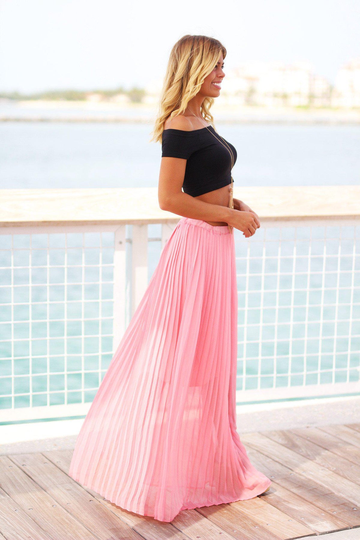 Pleated maxi skirt peach Clearance