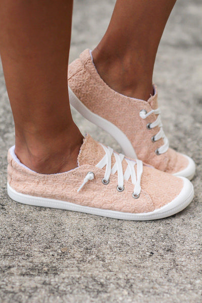 Rayfield Blush Sneakers