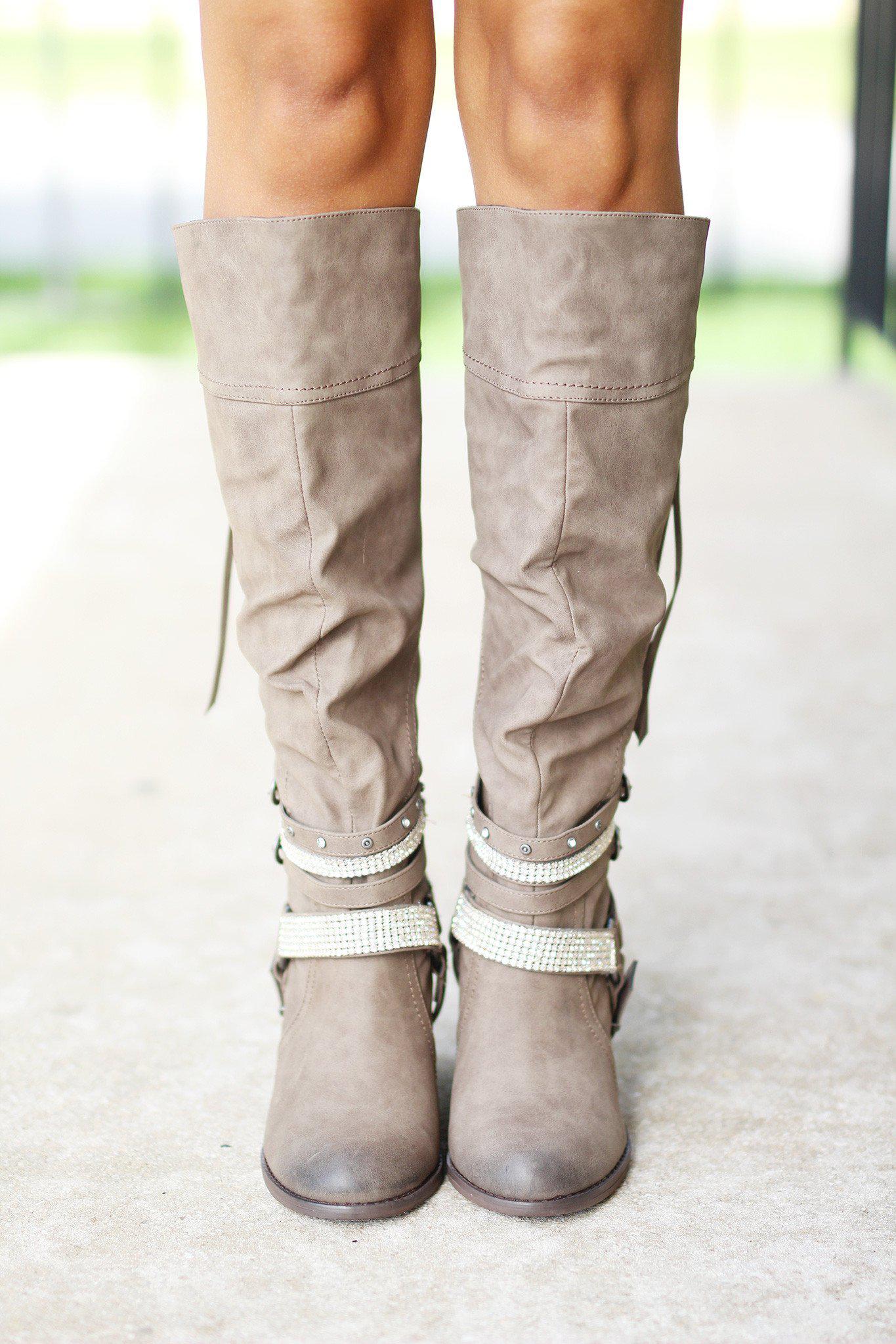 distressed tip boots