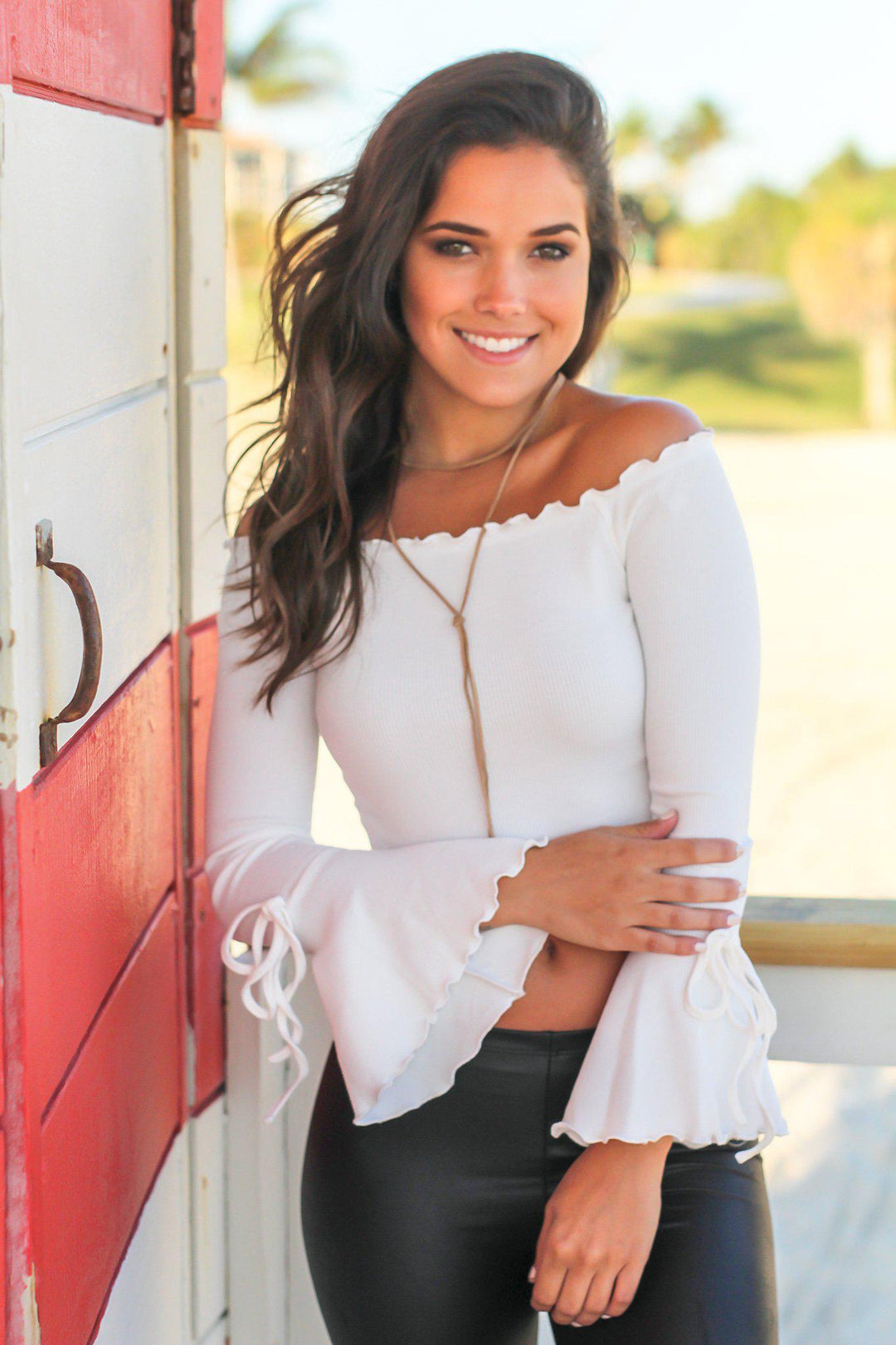 shoulderless tops with sleeves