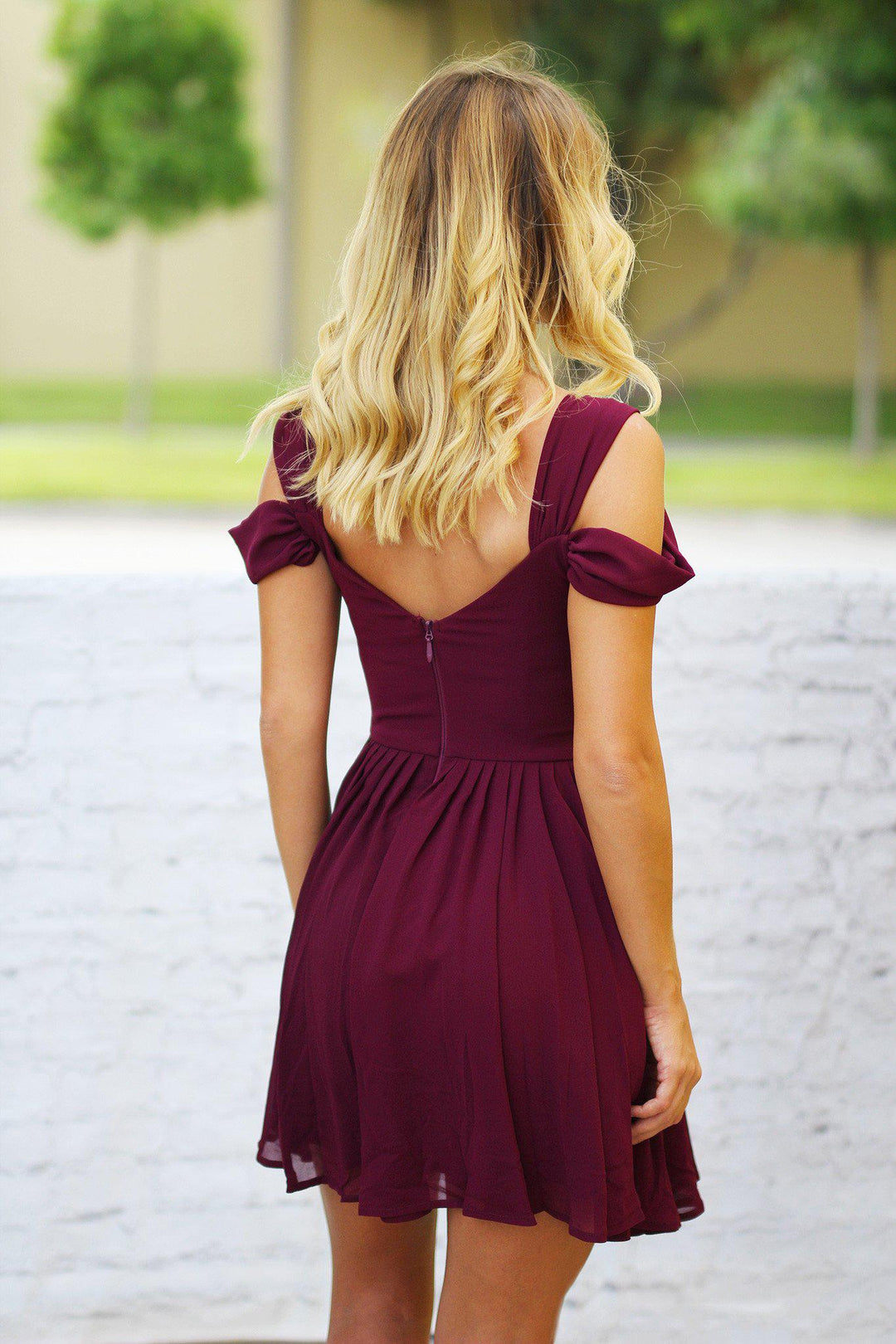 Short dress winter 2025