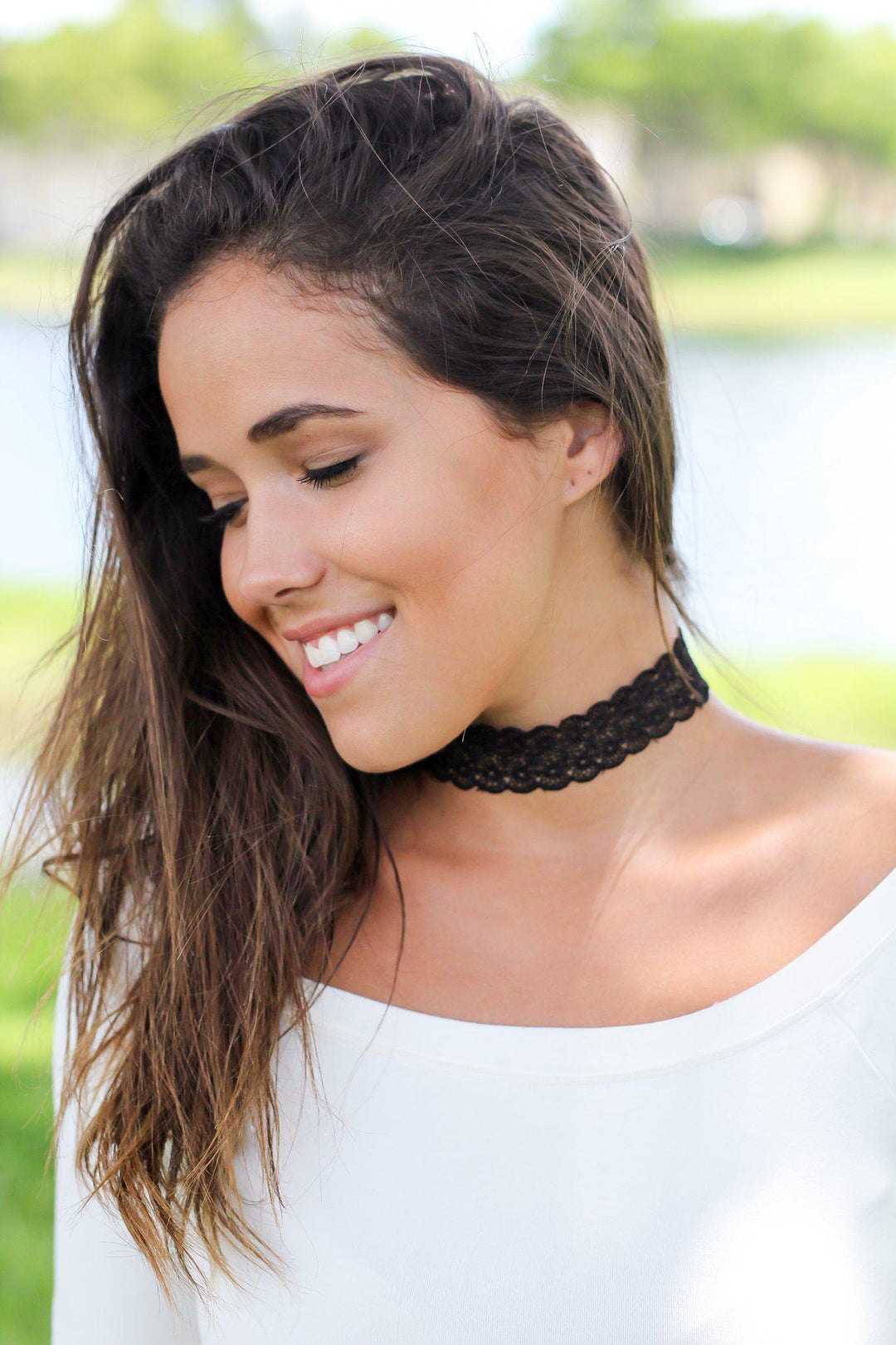 Black Lace Choker – Saved by the Dress
