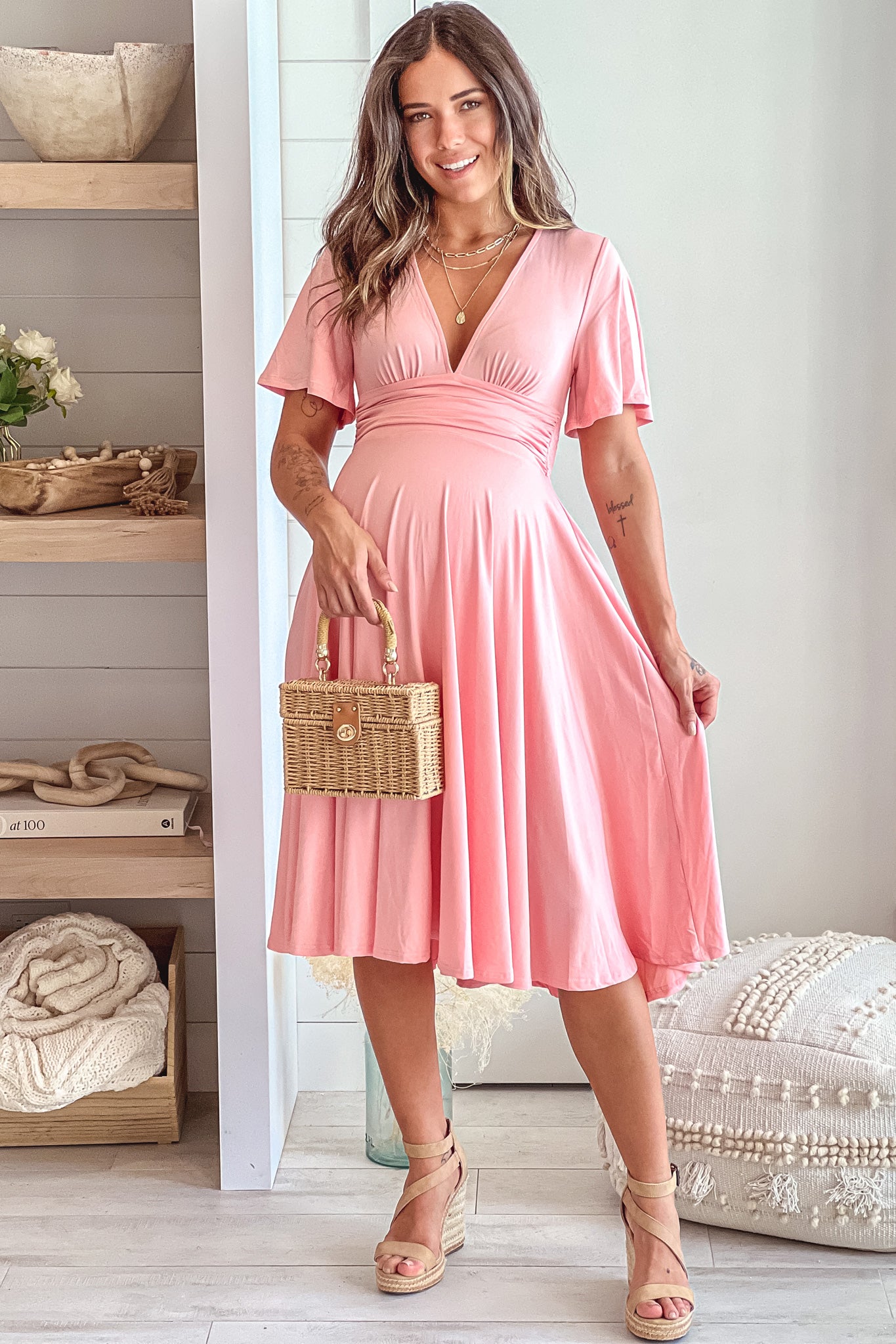 Baby Pink Maternity Midi Dress With Short Sleeves Baby Pink Maternity Midi Dress With Short Sleeves