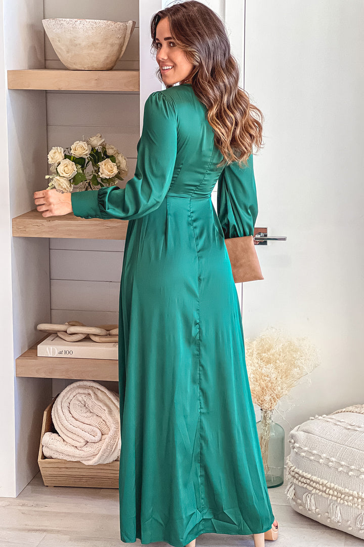 green maxi dress long sleeve Hunter Satin With Sleeves Elsa costume %0D%0ATo%20maintain%20the%20beauty%20of%20your%20garment%2C%20please%20follow%20the%20care%20instructions%20on%20the%20attached%20label Rider Off-Shoulder Front Split Color:Marguerite Fleur
