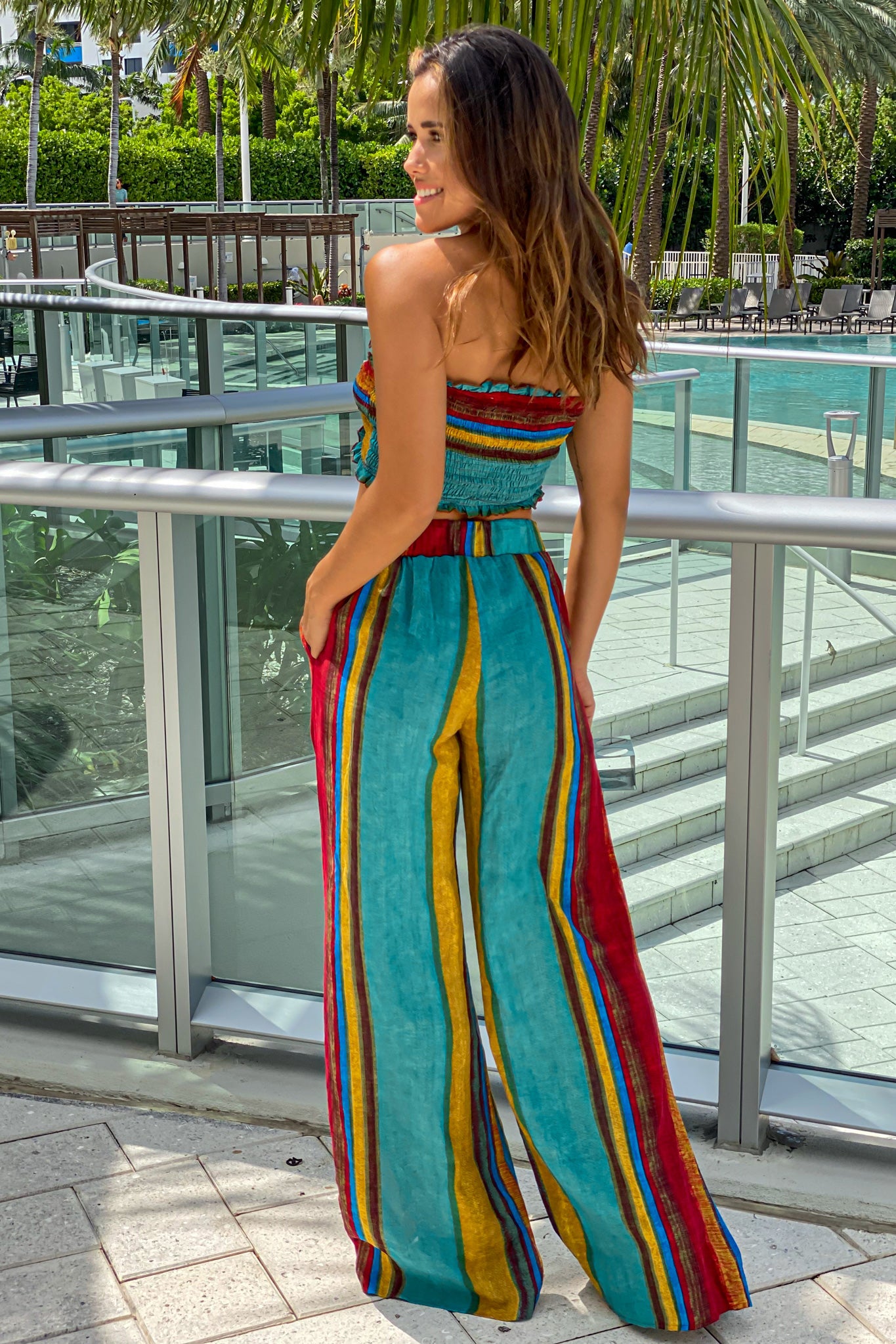 multicolor summer top and pants set