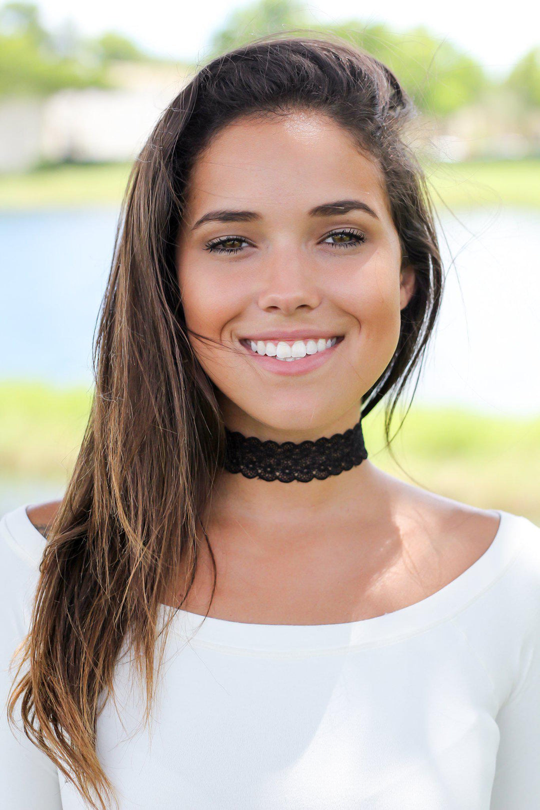 Black Lace Choker – Saved by the Dress