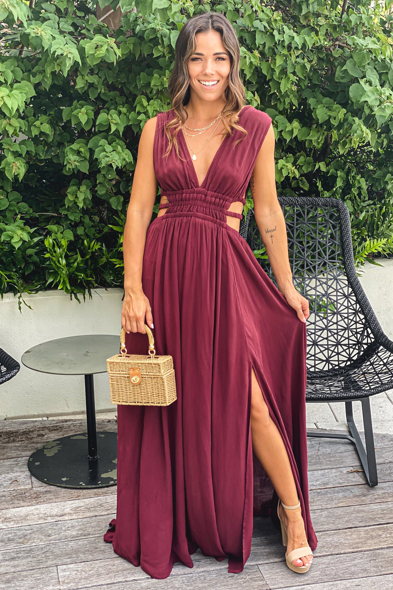 wine v-neck maxi dress with cut out and slit