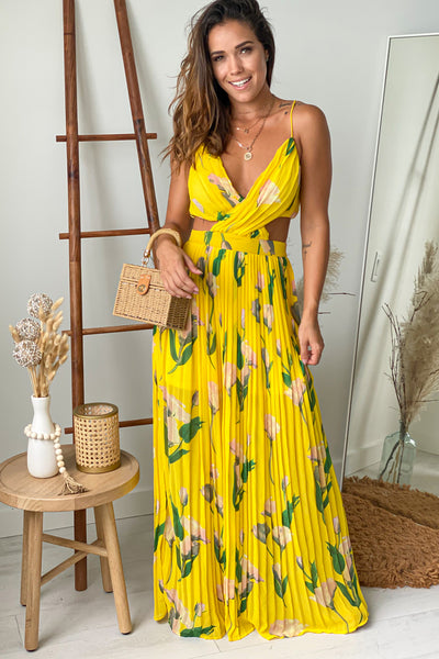 yellow floral pleated maxi dress