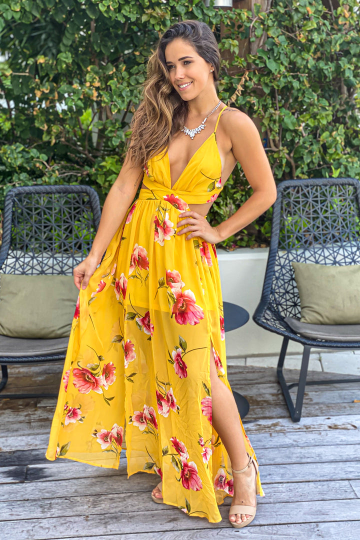 yellow-floral-vacation-